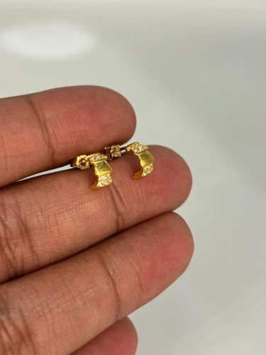 حلق شوميه ذهب عيار21 مميز و انيق للهدايا بوابة.5