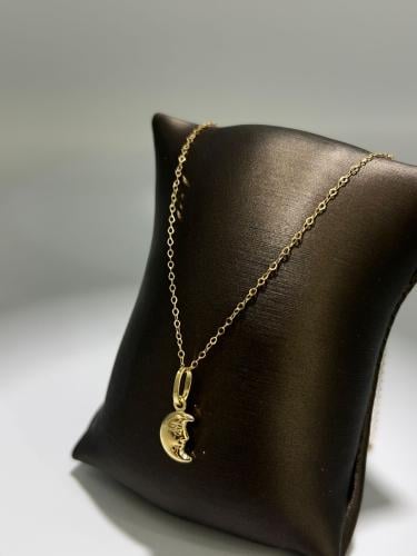 قلادة القمر فاخره و انيقه للهدايا ذهب عيار18 وزن 1...