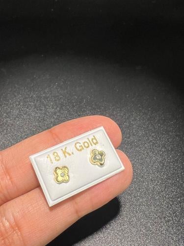 حلق اسباني طبي ذهب عيار 18 قفل آمن ومريح لبس يومي...