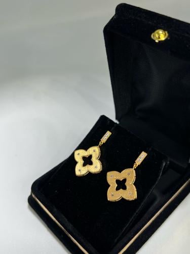 حلق كوين ذهب عيار21 فاخر و مميز بوابة.5