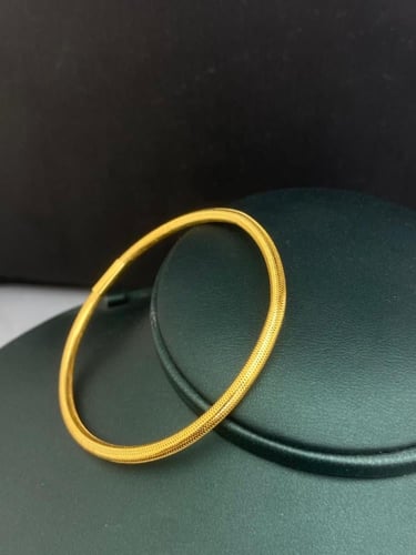 سوارة الاسترتش ذهب عيار21 فاخره و مميزه وزن 1.69 ب...