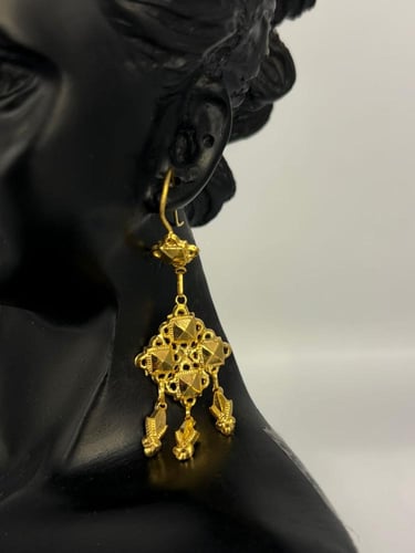 حلق مجلس الامه ذهب عيار21 فاخر و مميز للمناسبات بو...