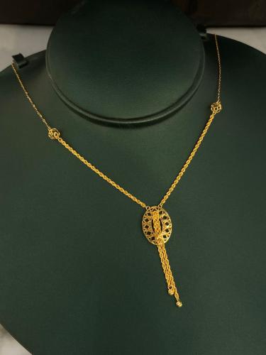 قلادة المبروم ذهب عيار21 فاخره و مميزه وزن 2.49 بو...