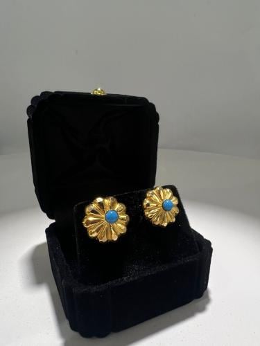 حلق الورده مميز و انيق ذهب عيار21 الوزن 2.42 بوابة...