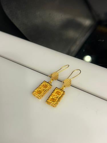 حلق ذهب عيار21 فاخر و انيق لبس يومي بوابة.5