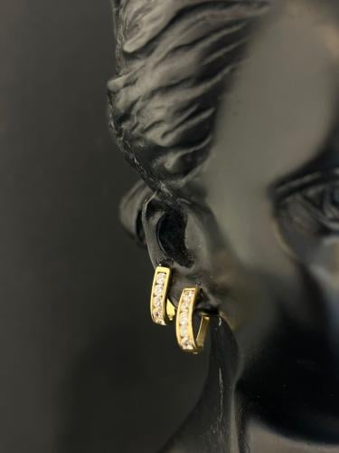 حلق ذهب عيار18 فاخر و مميز لبس يومي بوابة.4