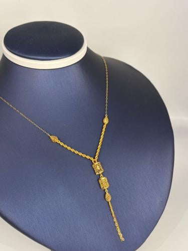 قلادة ذهب عيار21 فاخره و انيقه وزن 2.17 بوابة.5