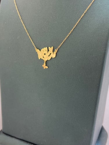 قلادة اسم سارة مميز و انيق عيار18 الوزن 0.79