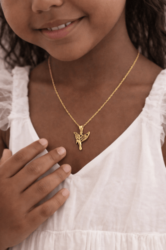 قلادة ذهب عيار 21 بتصميم طائر أنيق وزن 2.11 جرام