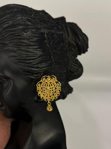 حلق ذهب عيار21 فاخر و مميز موديل هندي وزن5.00 بواب...