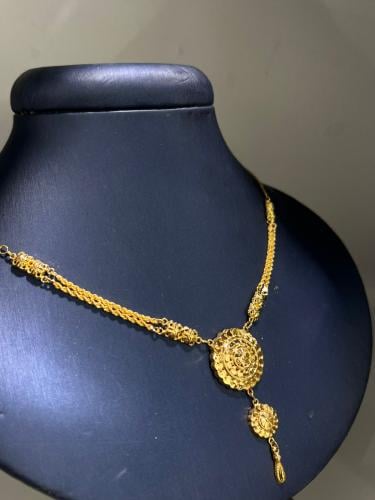 قلاده المبروم دورين موديل كرسي جابر ذهب عيار21 بوا...