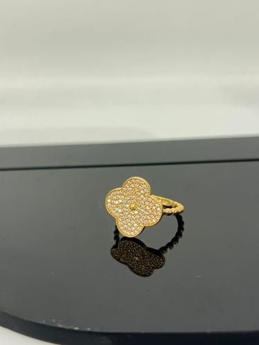 خاتم الورده ذهب عيار21 فاخر و مميز تصميم الماس مقا...