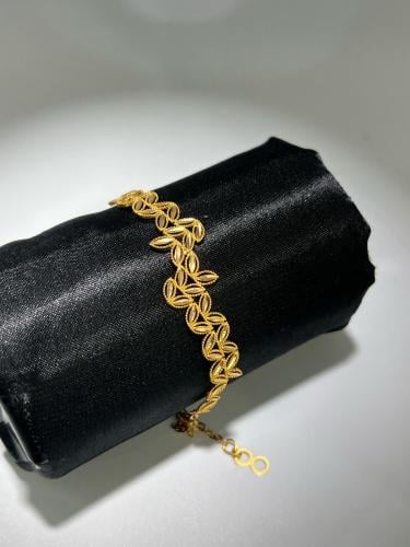 سوارة غصن الزيتون فاخره و مميزه فري سايز ذهب عيار2...