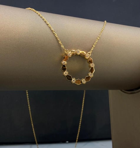 قلادة شوميه ذهب عيار21 فاخره و مميزه وزن3.04 بوابة...