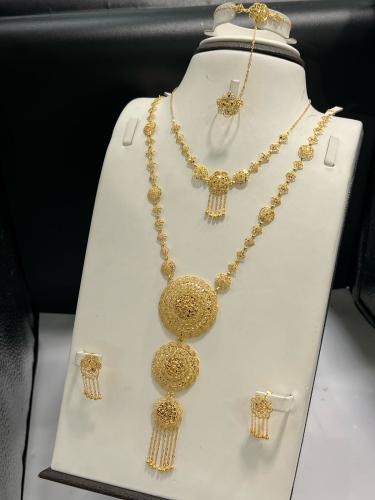 كرسي فاخر و مميز ذهب عيار21 للعروس مقاس الخاتم18 و...