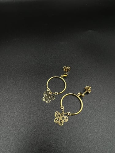 حلق الفراشة مميزه و انيق ذهب عيار18