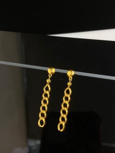 حلق الجنزير ذهب عيار21 فاخره و انيقه وزن 3.01 بواب...