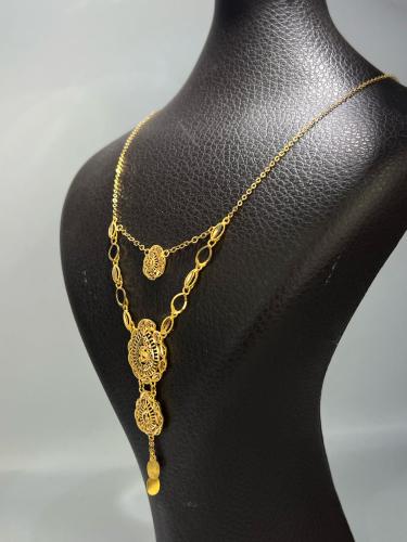 قلاده دورين ذهب عيار21 فاخره و انيقه وزن 8.00 بواب...