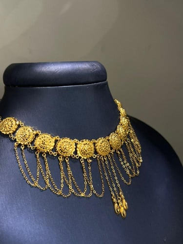 مزنط كرسي جاير فاخر و مميز ذهب عيار21 وزن 11.46 بو...