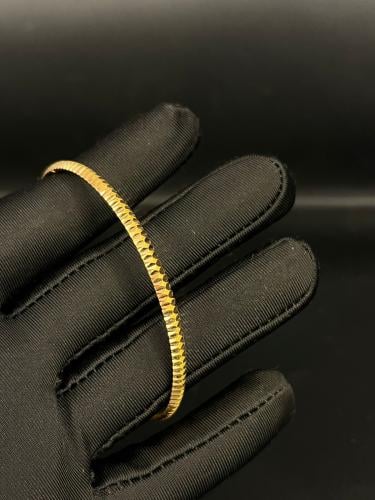 غوايش ذهب عيار21 فاخره و مميزه مقاس20 وزن 4.90 للح...