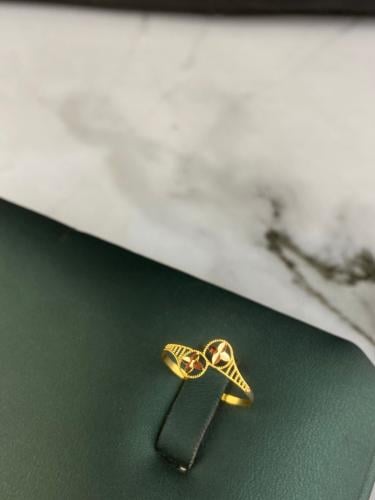 خاتم ذهب عيار21 ناعم و انيق للهدابا مقاس مقاس16 بو...