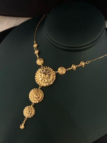 قلادة كرسي جابر ذهب عيار21 فاخره و مميزه وزن 5.70...