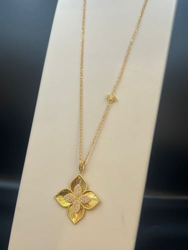 سبحه مميزه و انيقه عيار21 الوزن 10.15