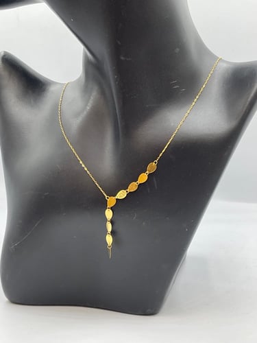 شوكر الكرفته مميز و انيق عيار21 الوزن1.32