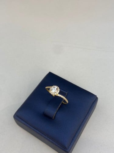 خاتم تصميم الماس فاخر و انيق ذهب عيار١٨ مقاس 12