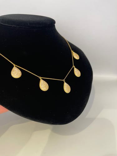 شوكر الدمعة مميز و انيق عيار21 الوزن 8.75