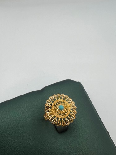 خاتم فيروزي فاخر و راقي ذهب عيار21 الوزن 3.90