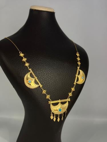قلادة البرقع فاخره و مميزه ذهب عيار21 وزن 6.32 بوا...