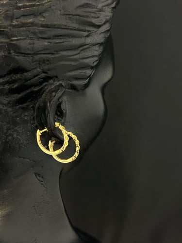 حلق الجنزير ذهب عيار18 فاخر و انيق للهدايا بوابة.5