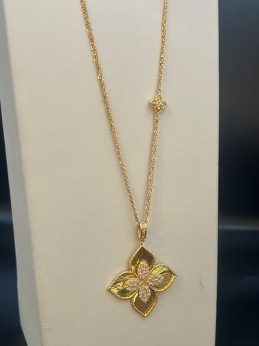 سبحه مميزه و انيقه عيار21 الوزن 10.15