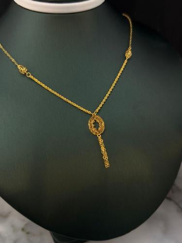 قلادة ذهب عيار21 مميزه و انيقه وزن 2.63 بوابة.4
