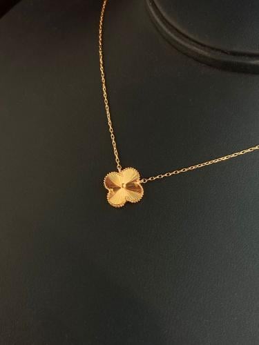 عقد الورده ذهب عيار21 فاخر و انيق بوابة.4