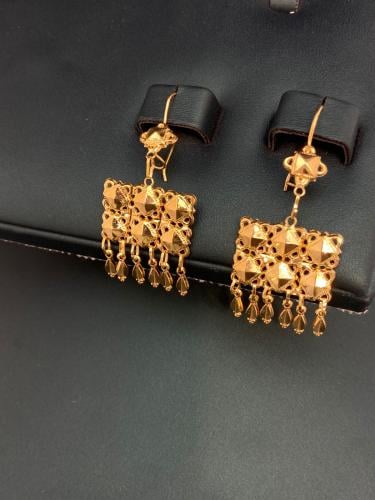 حلق مجلس الامه ذهب عيار21 فاخر و مميز وزن 4.16 بوا...