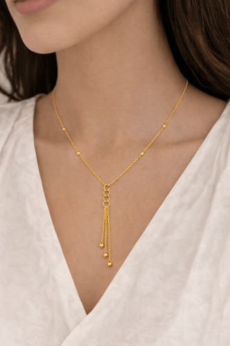 قلادة أنيقة مصنوعة من ذهب عيار 21 بتصميم الدوريكا...