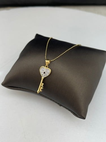 شوكر المفتاح فاخر و انيق تصميم الماس الوزن 2.82 يو...