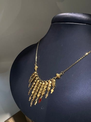 قلادة نجوم الليل فاخره و انيقه ذهب عيار٢١ لبس يومي