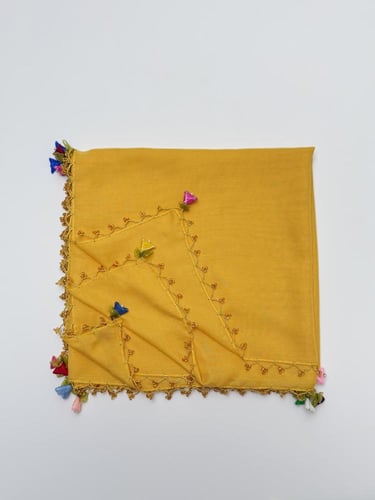 مدورة لون أصفر منقاوي