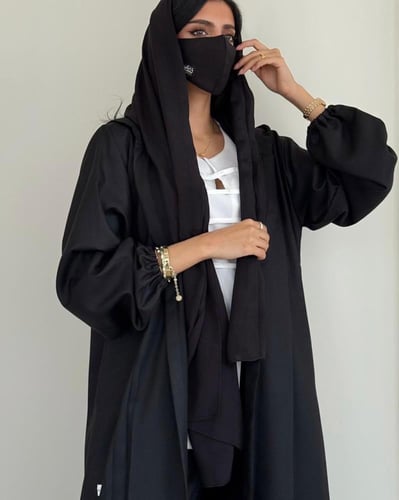 طقم جاذبية – من قلادتي