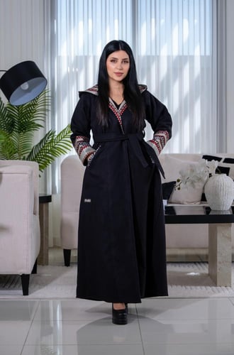 عباية السمو التراث الدافئ