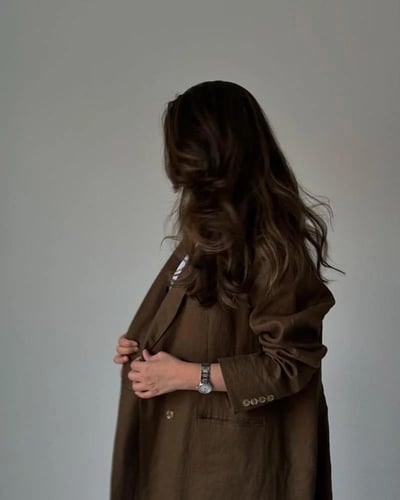 عبايه لنن بني