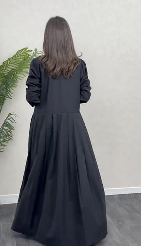 عباية مودرن – تصميم لينن فاخر