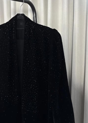 عباية ليالي المخمل المرصّع