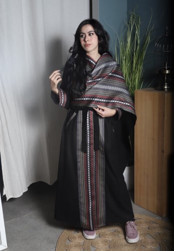 عباية سدو الشمواه – فخامة التطريز التراثي