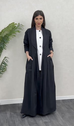 عباية مودرن – تصميم لينن فاخر