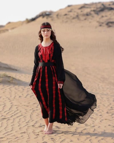 زي شمالي مطرز للبنات