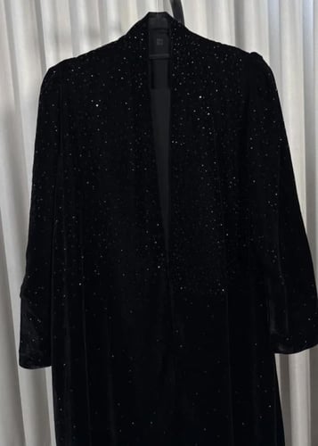 عباية ليالي المخمل المرصّع